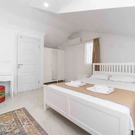Ekin Villa, Oeluedeniz / / Tuerkiye * Φετιγιέ
